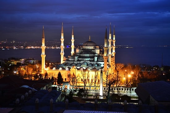 La Moschea Blu: Un Capolavoro Ottomano da Non Perdere a Istanbul