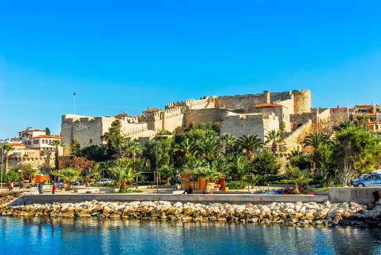 Castello di Çeşme